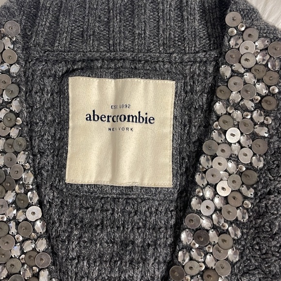 Abercrombie top - Picture 3 of 6